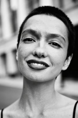 Elin, 31